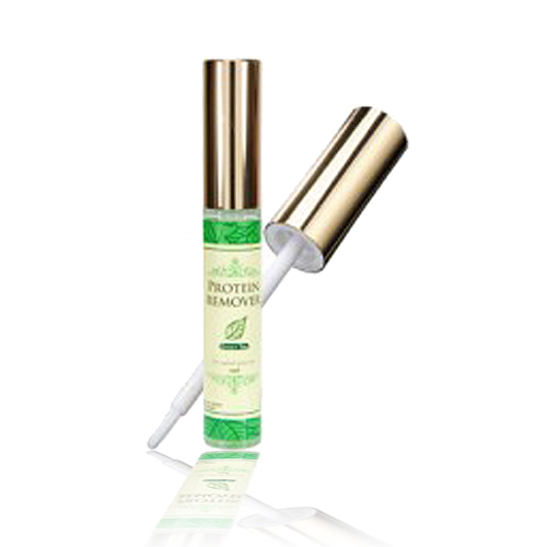 Lash Primer ensures stronger adhesion of glue and longer maintenance of eyelash extensions